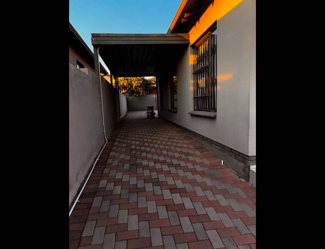 2 BEDROOM HOUSE FOR SALE IN SOSHANGUVE A